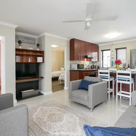 Blue Moon Apartments Knysna Luaran gambar