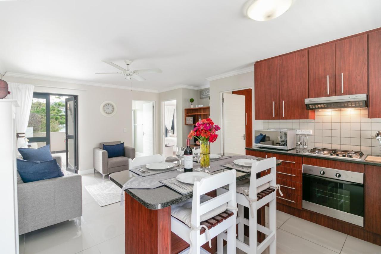 Blue Moon Apartments Knysna Luaran gambar